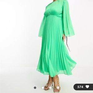 ASOS DESIGN Curve tie back fluted sleeve pleated midi dress in green